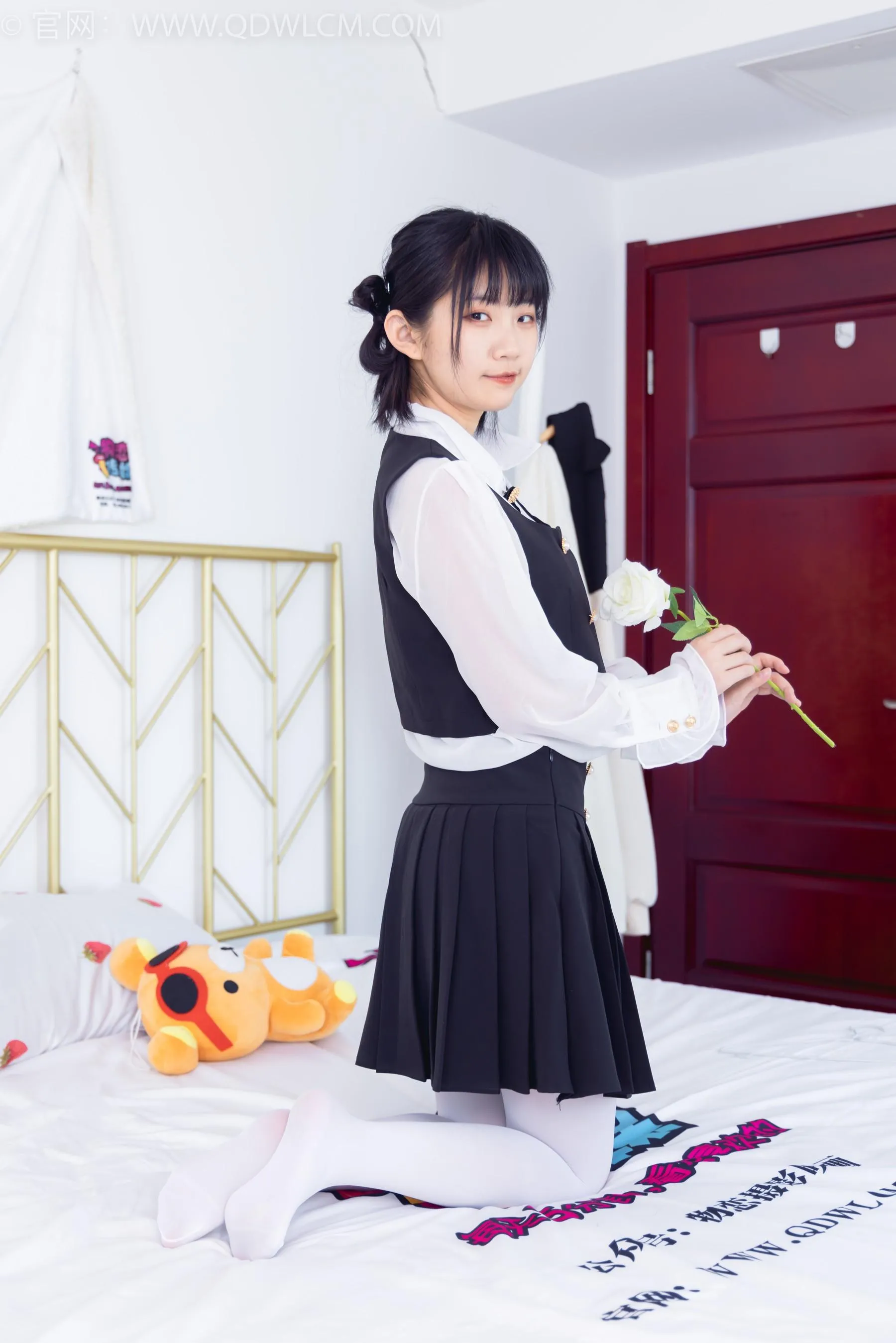 物恋传媒 NO.1555 暗月-蓝莓之恋 [155P]插图4